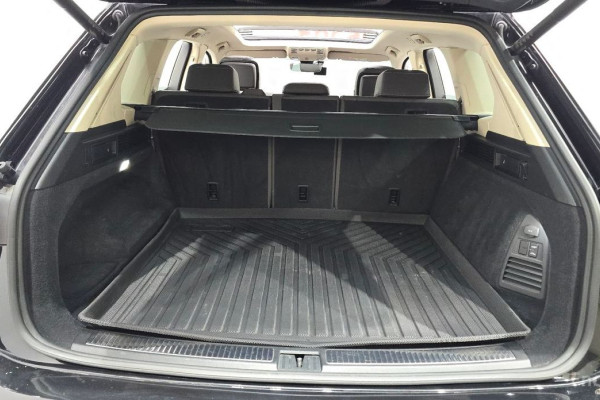 2023 Volkswagen Touareg с пробегом 60 773 км