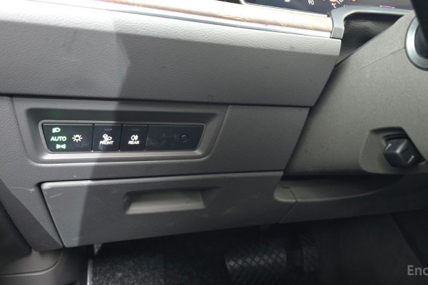 2023 Volkswagen Touareg с пробегом 60 773 км