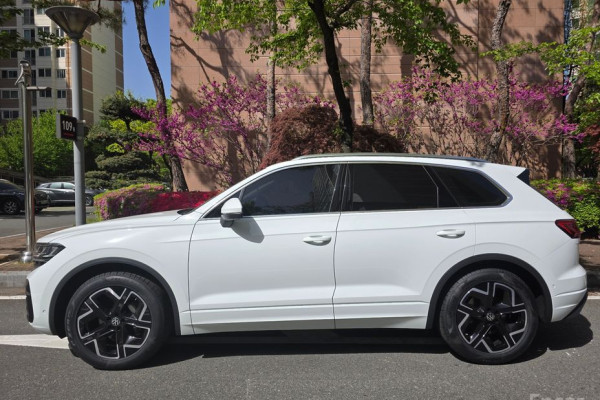 2025 Volkswagen Touareg с пробегом 21 км