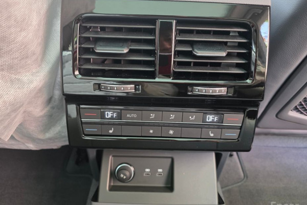 2025 Volkswagen Touareg с пробегом 21 км