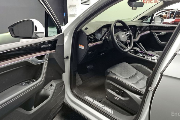 2024 Volkswagen Touareg с пробегом 5 655 км