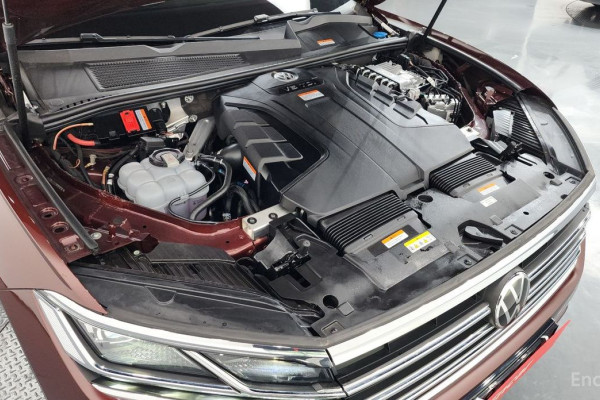 2023 Volkswagen Touareg с пробегом 37 764 км