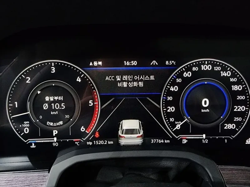 2023 Volkswagen Touareg с пробегом 37 764 км