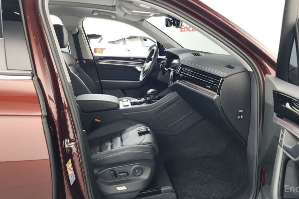 2023 Volkswagen Touareg с пробегом 37 764 км