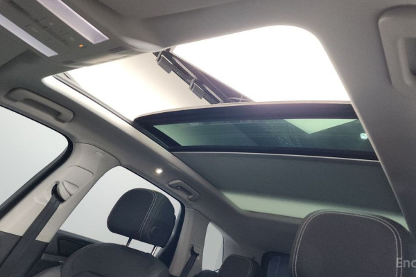 2023 Volkswagen Touareg с пробегом 37 764 км