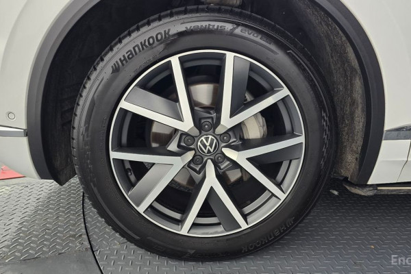 2023 Volkswagen Touareg с пробегом 47 471 км