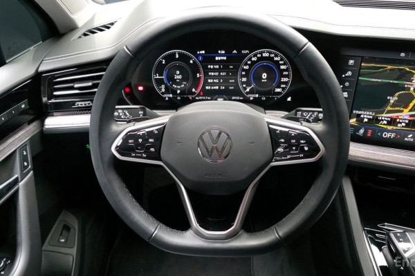 2023 Volkswagen Touareg с пробегом 29 723 км