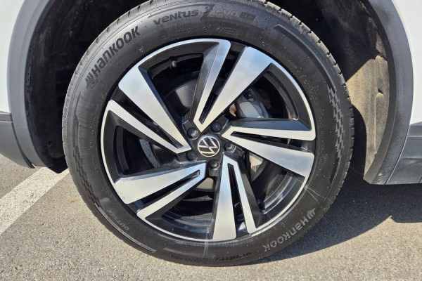 2022 Volkswagen Touareg с пробегом 46 733 км