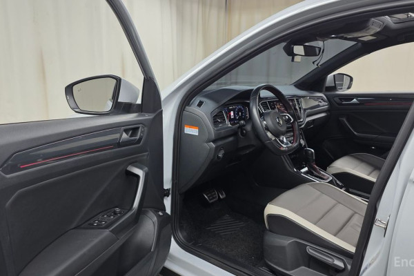 2021 Volkswagen T-Roc с пробегом 38 404 км