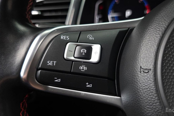 2021 Volkswagen T-Roc с пробегом 65 200 км