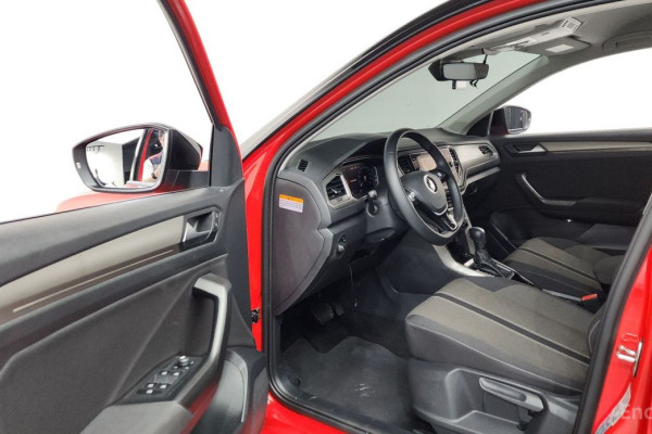 2022 Volkswagen T-Roc с пробегом 30 798 км