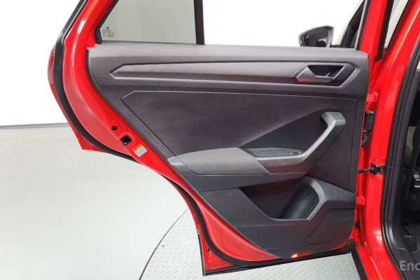 2022 Volkswagen T-Roc с пробегом 30 798 км