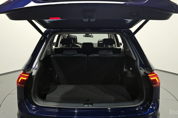 2023 Volkswagen Tiguan с пробегом 37 904 км