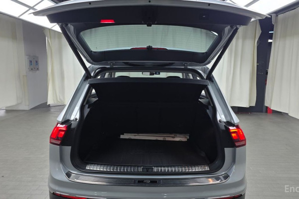 2021 Volkswagen Tiguan с пробегом 33 034 км