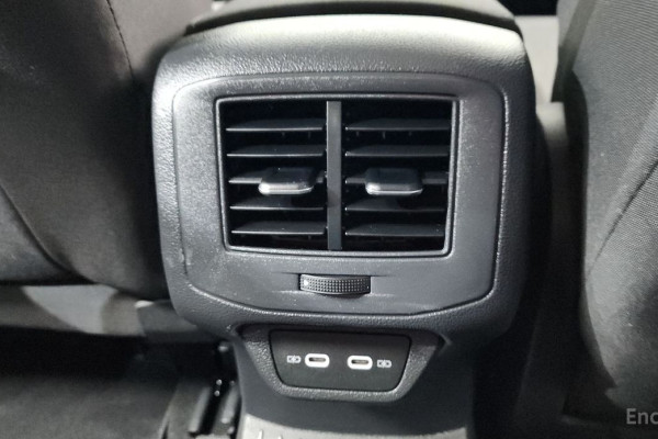 2022 Volkswagen T-Roc с пробегом 30 798 км