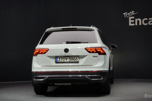 2022 Volkswagen Tiguan с пробегом 42 432 км