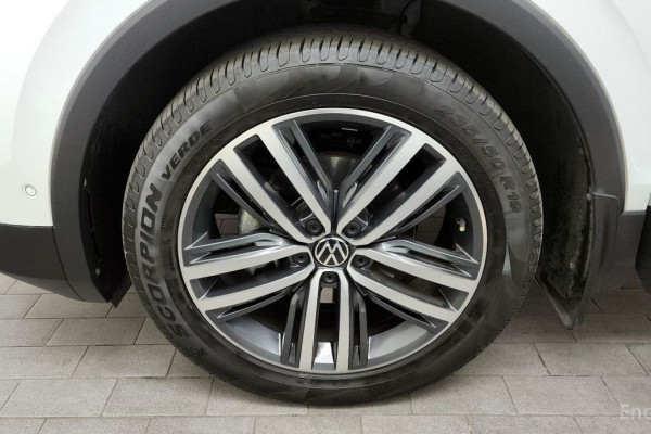 2022 Volkswagen Tiguan с пробегом 42 432 км