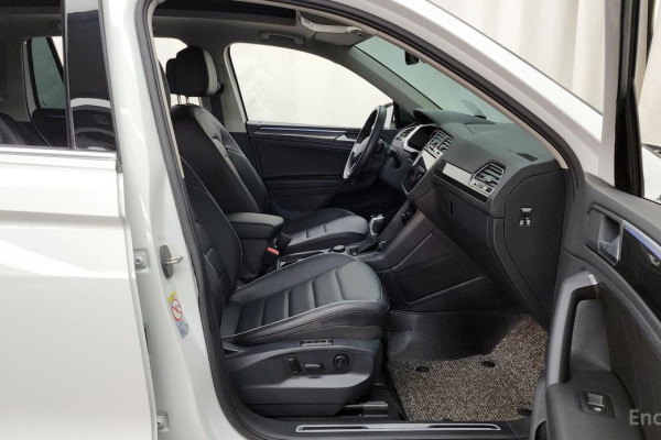 2022 Volkswagen Tiguan с пробегом 42 432 км