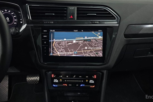 2021 Volkswagen Tiguan с пробегом 64 079 км