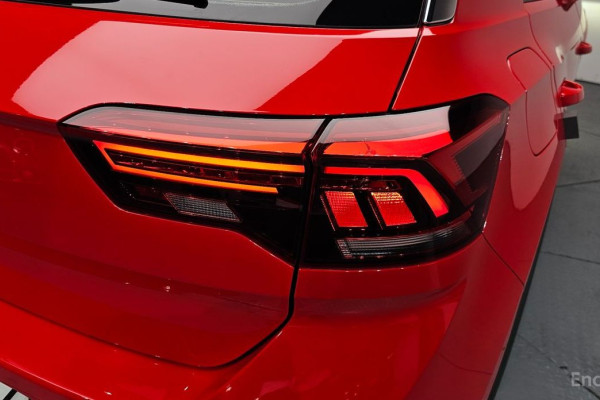 2021 Volkswagen T-Roc с пробегом 66 023 км