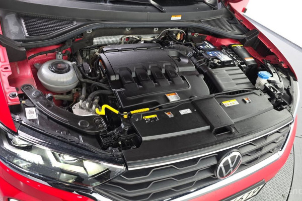 2021 Volkswagen T-Roc с пробегом 24 342 км