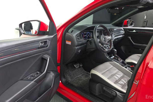 2021 Volkswagen T-Roc с пробегом 24 342 км