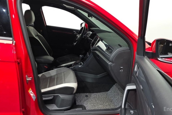 2021 Volkswagen T-Roc с пробегом 24 342 км