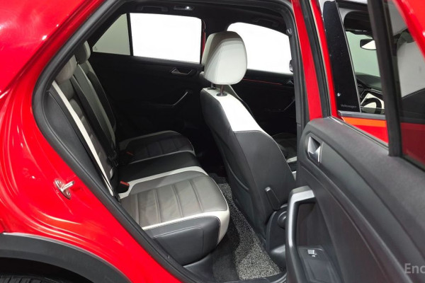 2021 Volkswagen T-Roc с пробегом 24 342 км