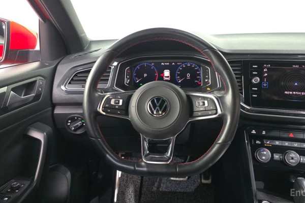 2021 Volkswagen T-Roc с пробегом 24 342 км