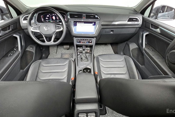 2023 Volkswagen Tiguan с пробегом 42 434 км