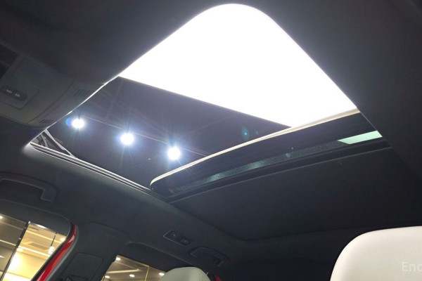 2021 Volkswagen T-Roc с пробегом 24 342 км