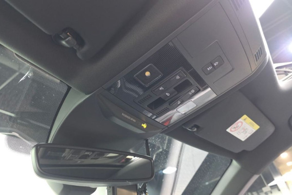 2021 Volkswagen T-Roc с пробегом 24 342 км