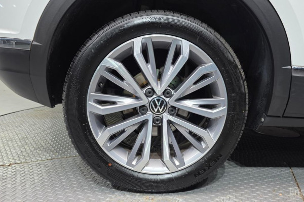 2022 Volkswagen T-Roc с пробегом 62 976 км