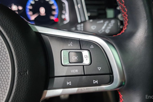 2022 Volkswagen T-Roc с пробегом 62 976 км