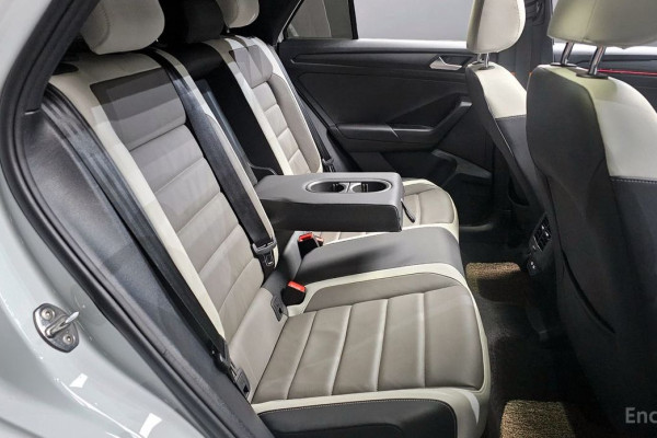 2022 Volkswagen T-Roc с пробегом 53 385 км