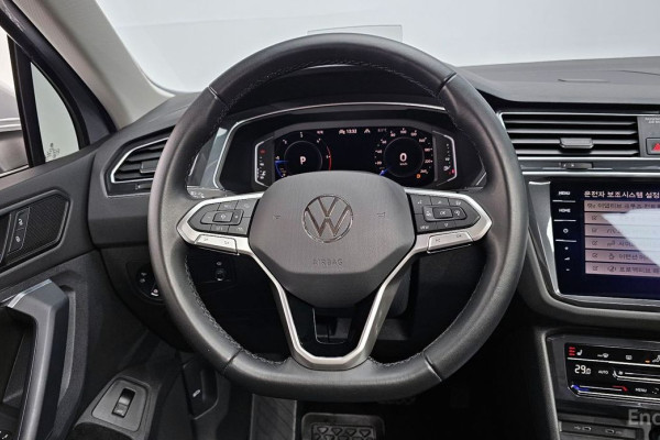 2022 Volkswagen Tiguan с пробегом 15 702 км