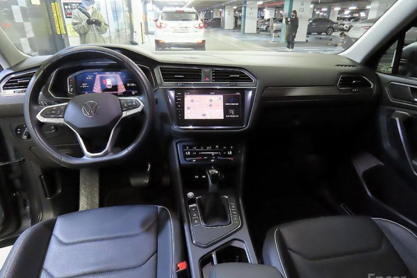 2023 Volkswagen Tiguan с пробегом 40 496 км