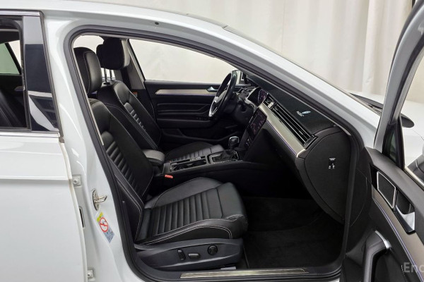 2021 Volkswagen Passat с пробегом 33 379 км