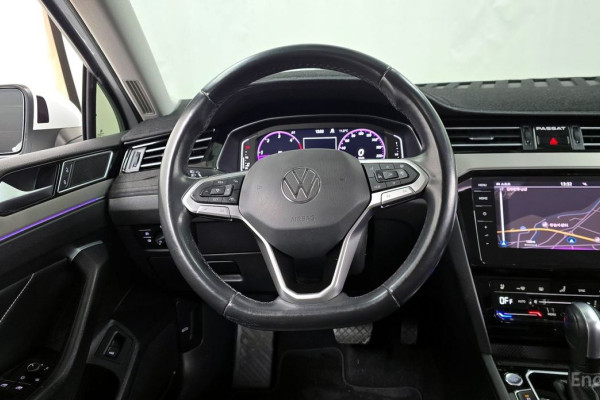 2021 Volkswagen Passat с пробегом 33 379 км