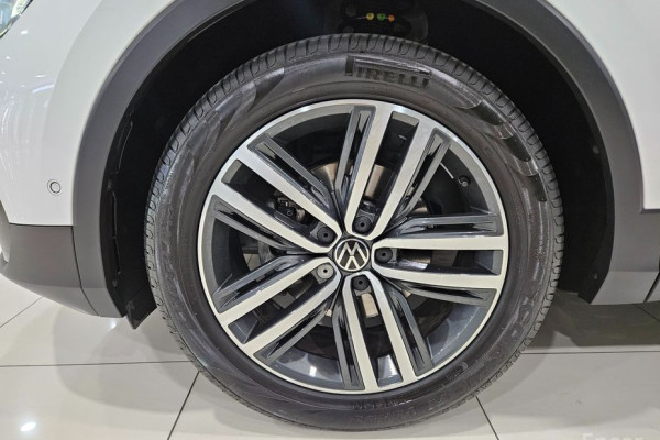 2023 Volkswagen Tiguan с пробегом 32 275 км