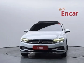 2022 Volkswagen Passat с пробегом 75 027 км