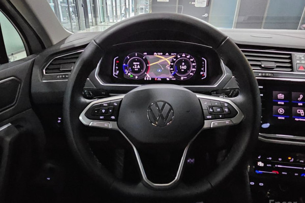 2023 Volkswagen Tiguan с пробегом 32 275 км