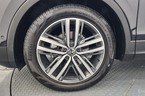 2023 Volkswagen Tiguan с пробегом 38 397 км