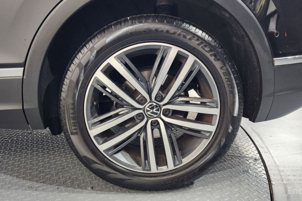 2023 Volkswagen Tiguan с пробегом 38 397 км