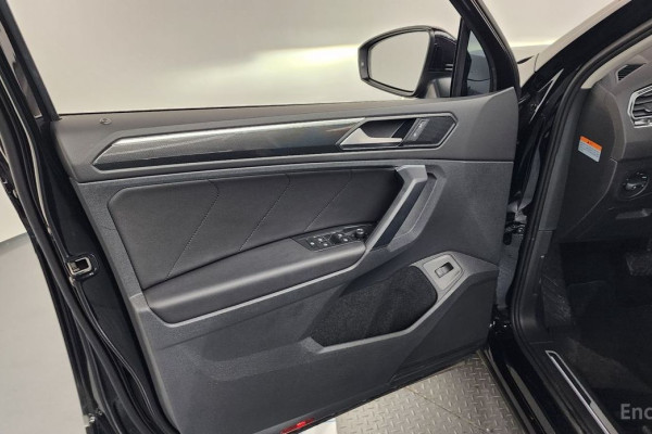 2023 Volkswagen Tiguan с пробегом 38 397 км