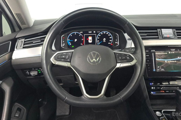 2022 Volkswagen Passat с пробегом 67 460 км