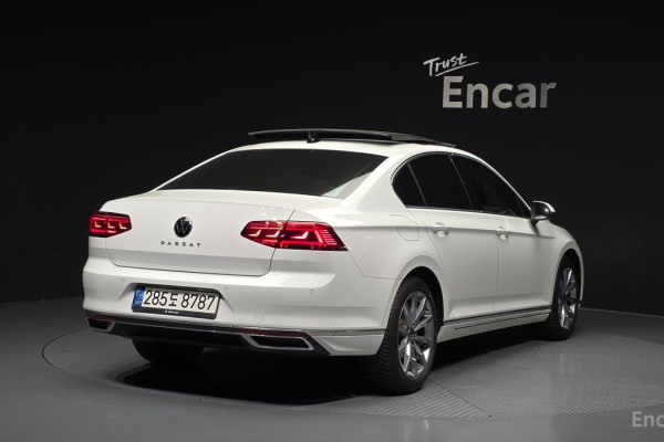 2022 Volkswagen Passat с пробегом 92 745 км