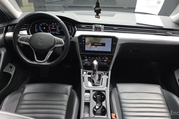 2022 Volkswagen Passat с пробегом 92 745 км