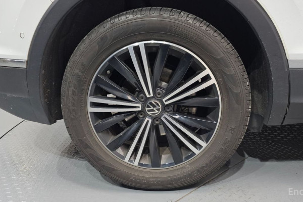 2021 Volkswagen Tiguan с пробегом 64 721 км