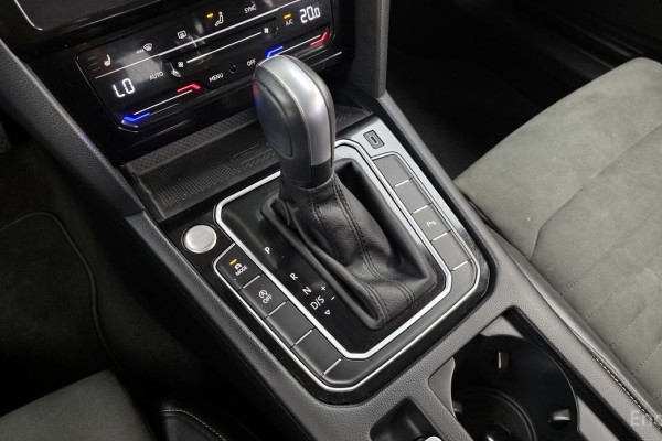 2022 Volkswagen Passat с пробегом 82 481 км